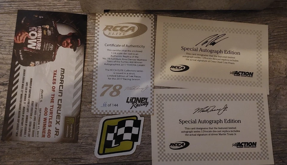 Elite 1/24 Martin Truex Jr. 2017 Chicago Gana Doble Auto'd Cole Pearn FRR #78 Foto 2 de 4