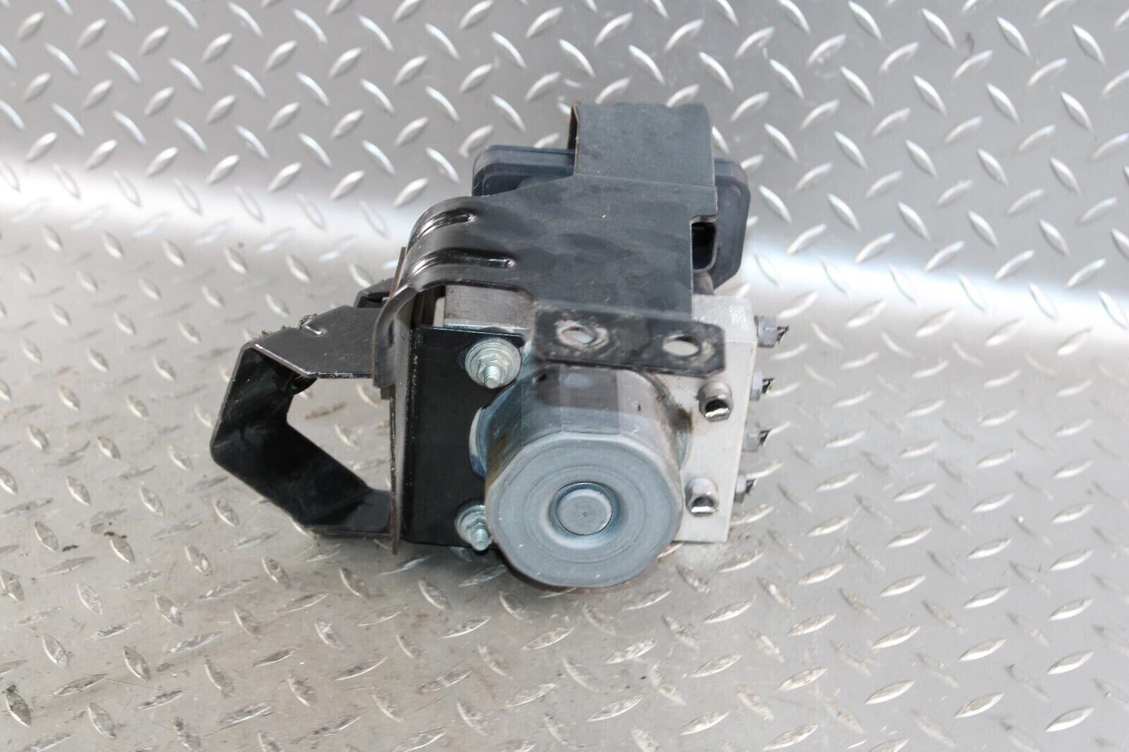 Maserati Ghibli 2014-2017 Abs pump motor