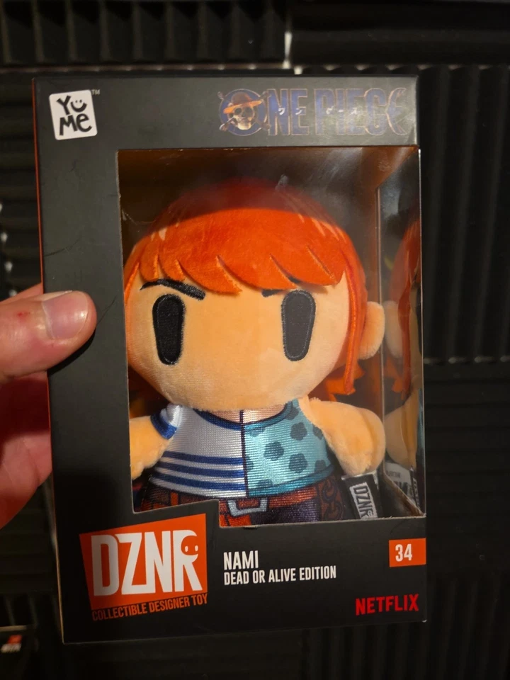 Figura de peluche YuMe DZNR One Piece NAMI Dead OR Alive Edition 34 NUEVA Foto 2 de 4