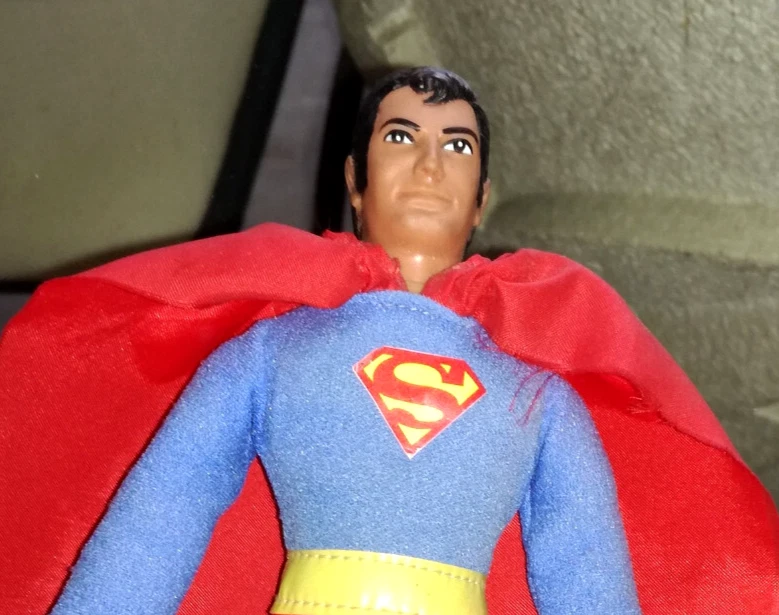 SUPERMAN ORIGINALE 1974 Mego BARAVELLI Raro - ARTICOLAZIONI SANE - Immagine 3 di 3