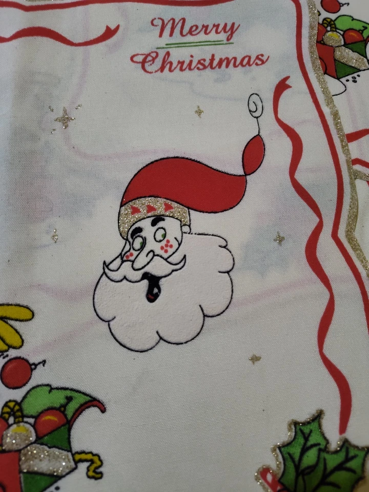 Mantel y manteles individuales kitsch de Papá Noel y árbol de Navidad de colección. Kitschmas Foto 3 de 4