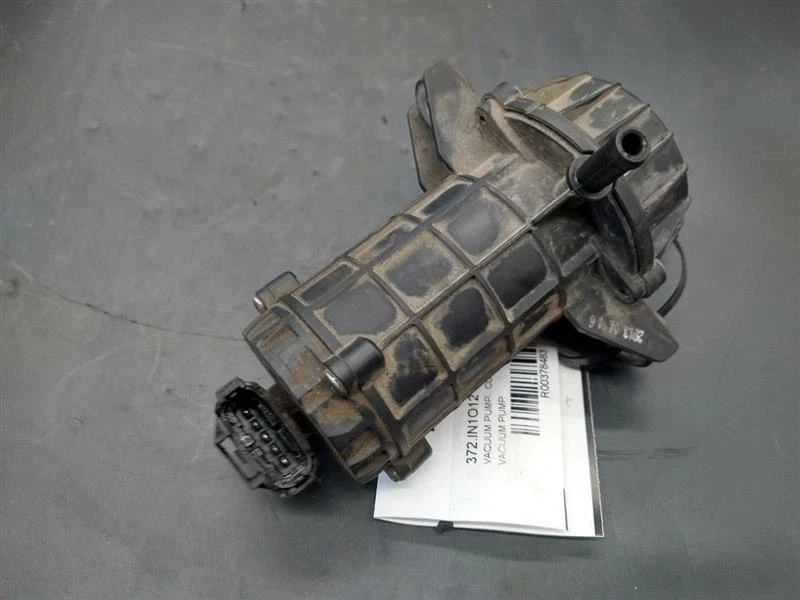 Conjunto de bomba de vacío Hyundai Accent 2014 OEM  Foto 4 de 4