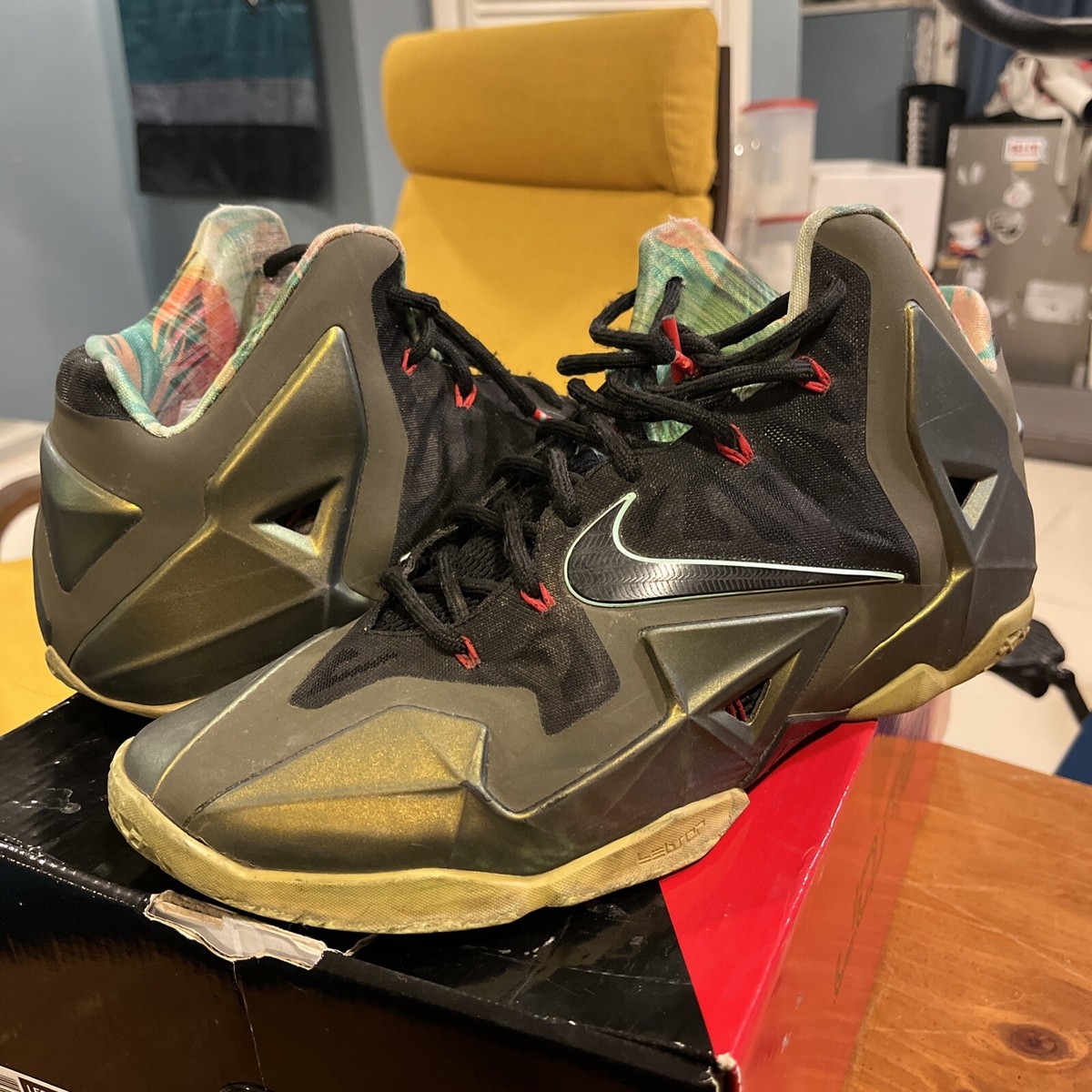 lebron 11 king's pride for sale