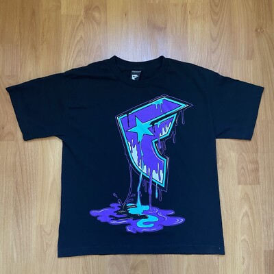 Vintage Famous Stars Straps Men's Y2K Drip Logo T-Shirt Size