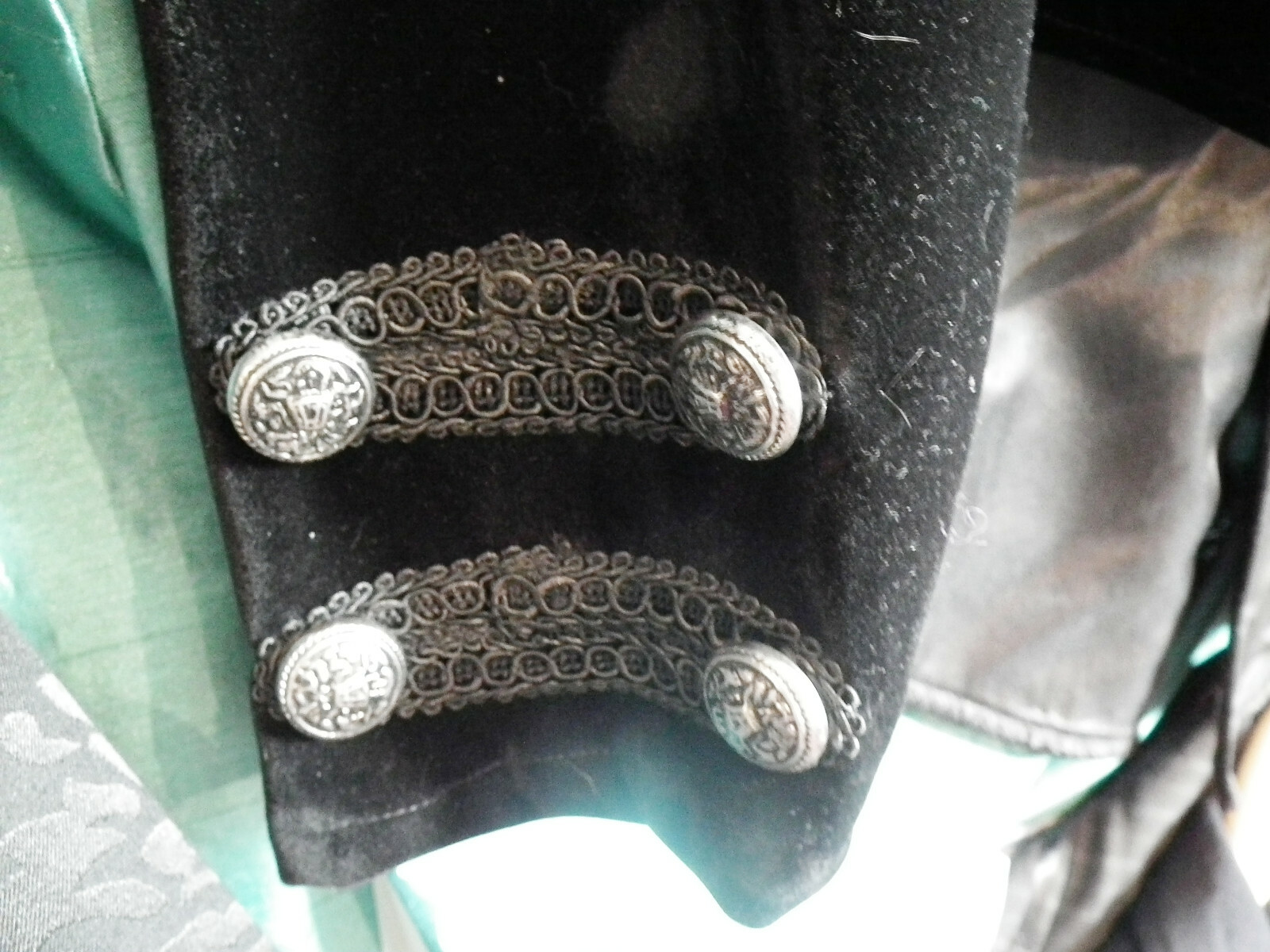 Picture 5 of 6