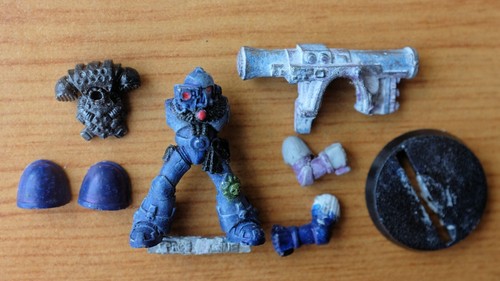 Space Marine Devastator mit Raketenwerfer Warhammer 40K Metall Citadel 1990er