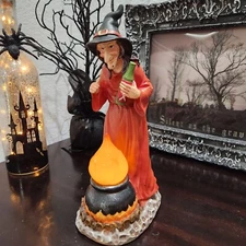Halloween LIGHT UP Witch with Flickering Flame Cauldron Tabletop Decor 9.75"