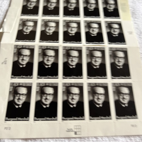 2003 Black Heritage Thurgood Marshall .37 Stamp sheet of 20 - Picture 3 of 7