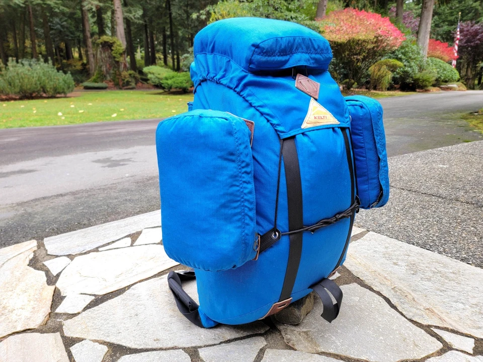 Mochila de colección KELTY (Sun Valley, CA) 1970 Cinch Pack senderismo alpino escalada Foto 3 de 4