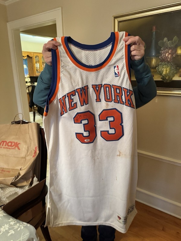 SIGNED PSA 9 PATRICK EWING JERSEY NBA PRO-CUT AUTHENTIC NBA GAME JERSEY 