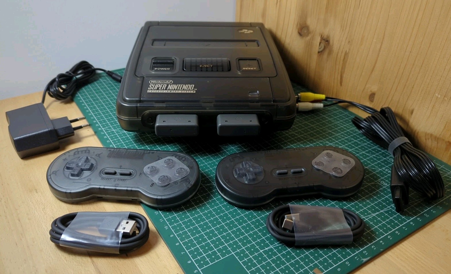 Console Super Nintendo Et 2 Manettes 8 Bitdo Sans Fil SNES E