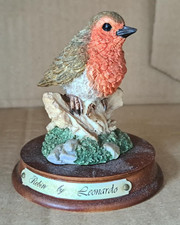 ROBIN BY LEONARDO -  BIRD FIGURINE - 8CM TALL