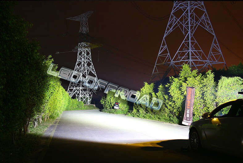 Foto 11 di 13