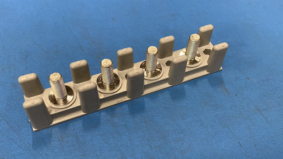 MS27212-5 TERMINAL BOARD SINGLE ROW PLASTIC BOARD STEEL TERMINALS - Image 2 of 3
