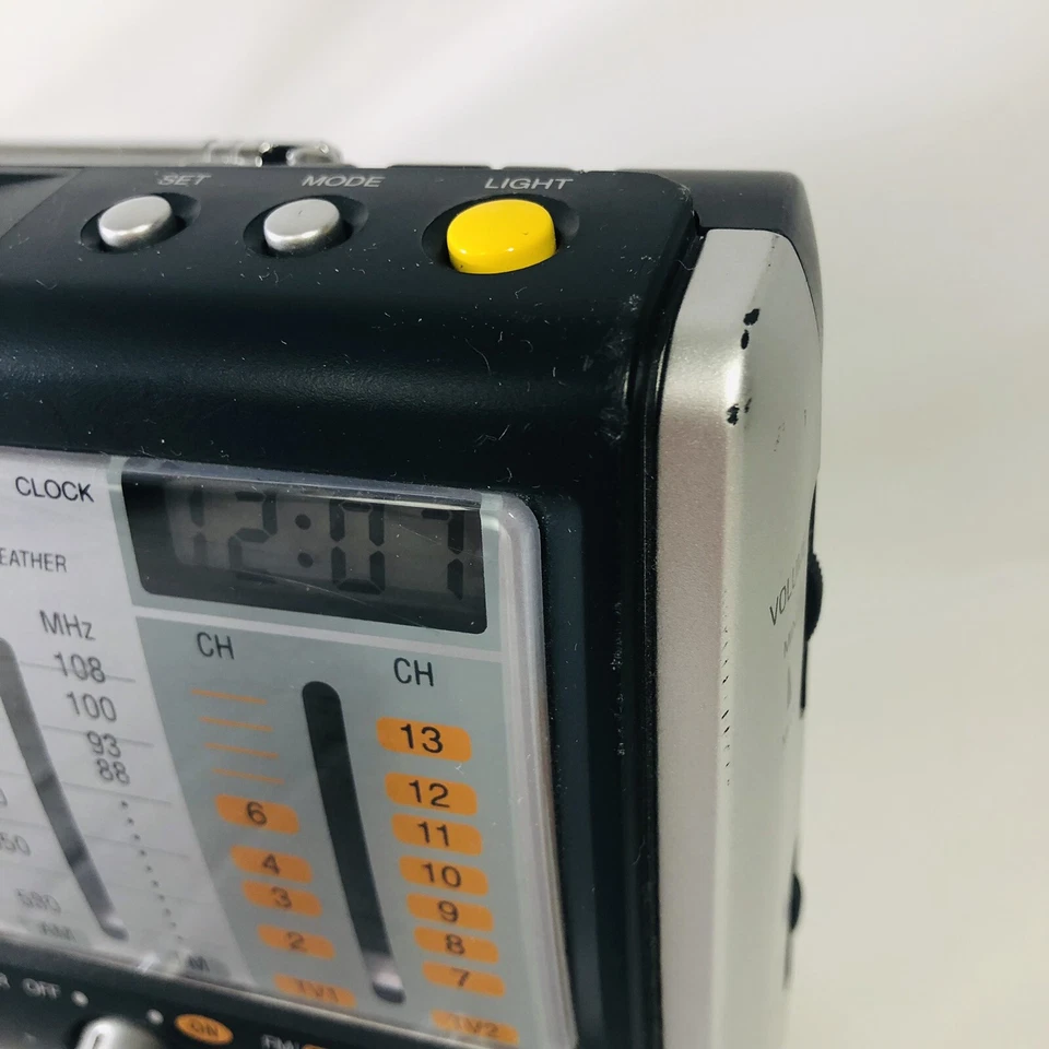 Emerson RP6250 AM/FM/TV Sound Instant Weather Band Radio Clock- Tested - Image 2 of 4