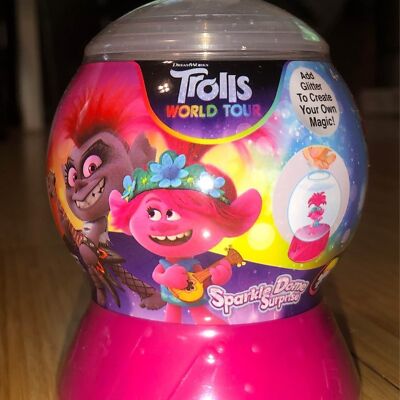 Trolls 2 World Tour Sparkle Dome Surprise Collectible Figure NEW NIP