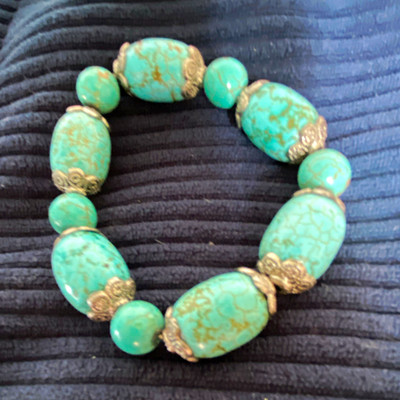 Turquoise Beaded Stretch Bracelet w/ Silver-Tone Spacer Caps Bohemian