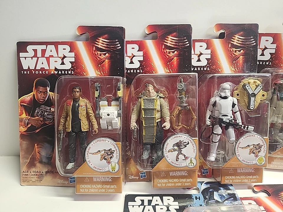 Star Wars: The Force Awakens 3.75" Action Figure Lot Of 13 On Card NIP - Image 3 of 4