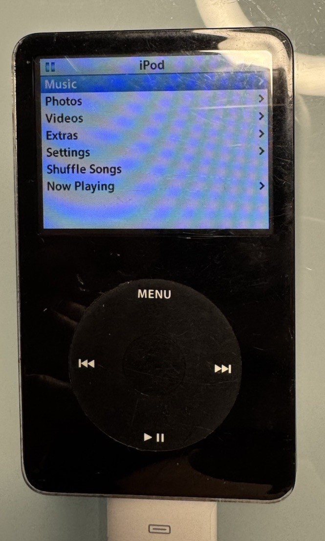 【記念モデル品】iPod classic 80GB 5.5世代【動作確認済】 APPLE iPOD CLASSIC 5.5 GEN. CUStOM BLACK 80GBNEW HARD