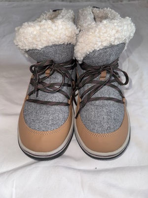 #ad #ad Women’s Clark’s Cloudsteppers Winter Boots NEW SIZE 7 $25.00
