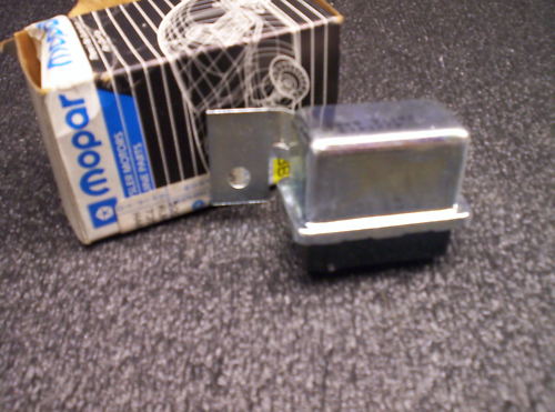 NOS MOPAR 4221413 OEM A/C Compressor Relay Replacement-image
