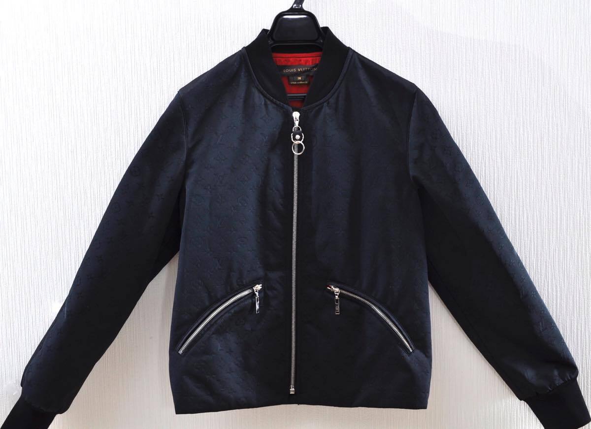 LOUIS VUITTON セーリングフラッグ柄 ナイロンジャケット Louis Vuitton Monogram Printed Leather Biker Jacket 1A4Z18– TC