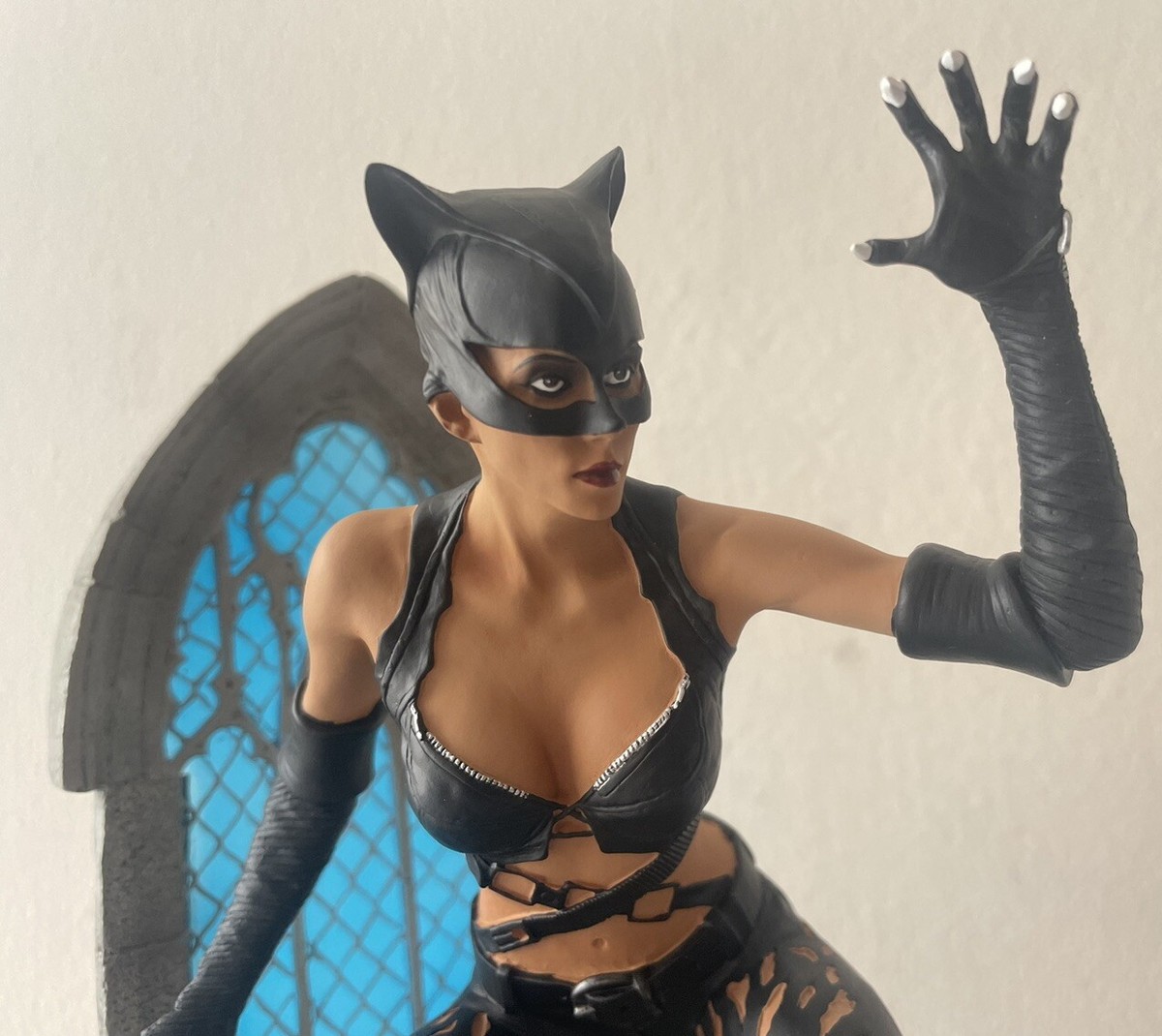 DC Direct Catwoman Movie Halle Berry Limited Edition Statue