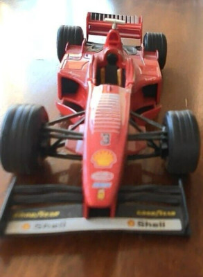 BURAGO F1 FORMEL1 FERRARI F300 MICHAEL SCHUMACHER MODELLAUTO 1:24 SAMMLER MODELL