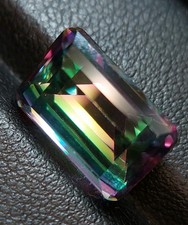 Transparent rainbow Quartz gemstone - natural mystic Quartz 6.45 CTS