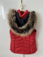 Women’s Sleeveless  vest with hood