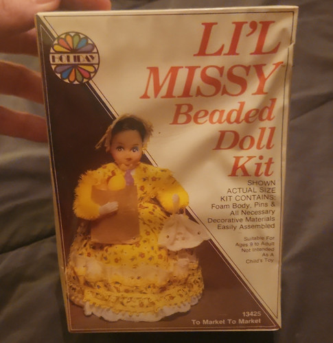 Holiday Li'l Missy Beaded Doll Kit To Market To Market Model 13425