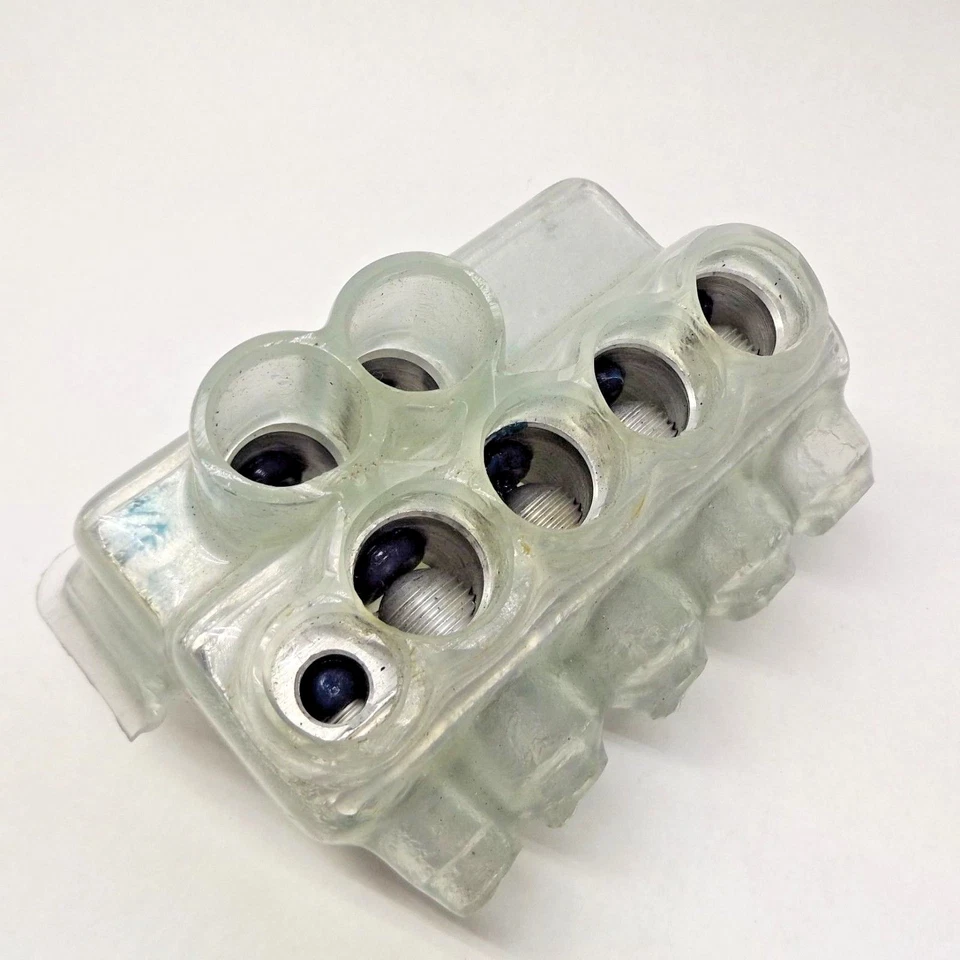 CMC Hubbell SHB6-500SL Transformer Space Terminal Space-Saver Offset Aluminum - Image 2 of 4