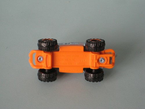 Matchbox Volkswagen VW Beetle 4x4 Gulf 67 Racing 70mm Toy Model Car UB Baja - Picture 3 of 3