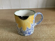 Poole Vincent Sunflower - 1 x Tea / Coffee Mug - Chipped