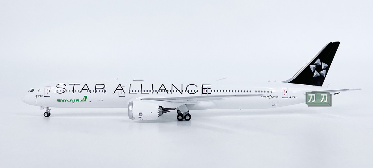 1:400 NG Models EVA AIR B787-10 Passenger Airplane Diecast