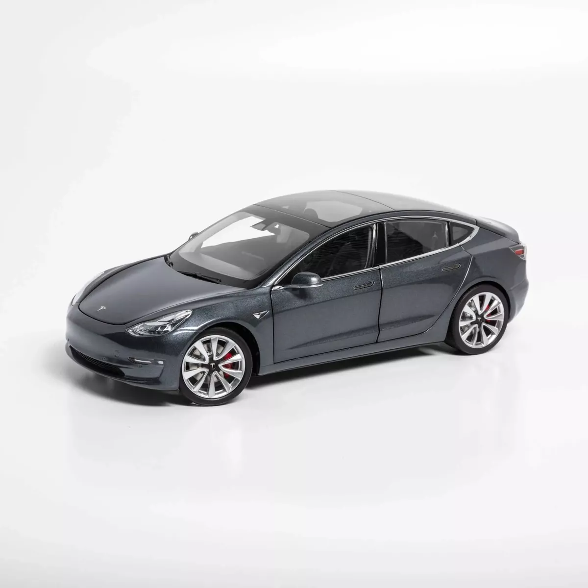 LS COLLECTIBLES 1/18 – TESLA Model 3 – 2019 – Little Bolide