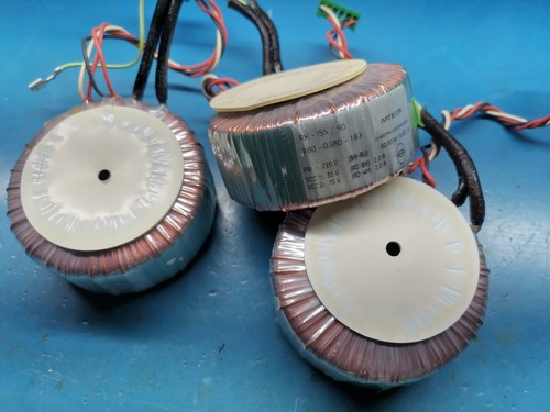 3pcs Artesyn Mains Toroidal Transformer 220v In 30v 2A And 15v 2A Out - Picture 8 of 8