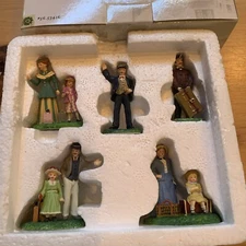 Dept 56 Seasons Bay Arriving at the Station #53416 Nice! Set/5 w/Box