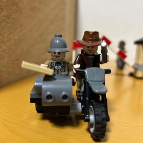 LEGO 7628 Peril in Peru 7620 Indiana Jones Motorcycle Chase Set without Box