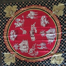 VINTAGE LIZ CLAIBORNE 100 SILK SCARF 30" X 30" MADE IN JAPAN