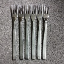 6 Vintage Dessert Forks VINERS