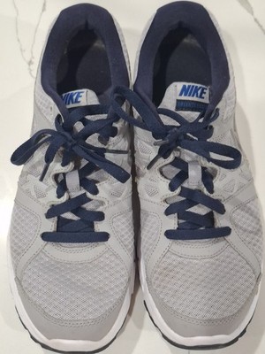 Nike Air Relentless 2 Mens sneakers. Size 9.5