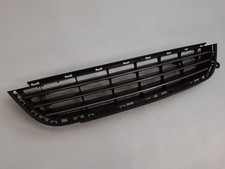 VAUXHALL ZAFIRA B MK2 (08-14) FACELIFT FRONT BUMPER  LOWER CENTRE MIDDLE GRILLE