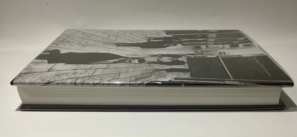 The Charged Void: Urbanism by Alison and Peter Smithson ISBN 1-58093-130-8 A55 - Image 3 of 4