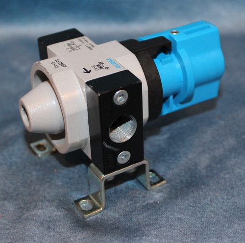 Festo HE-   -D-MINI 162807 On/off valve With Mounts 1/4" NPT "6 Month Warranty"