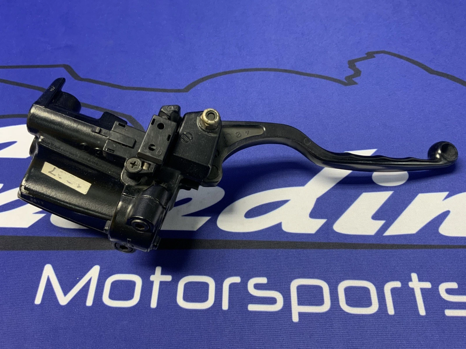 Kawasaki Clutch Master Cylinder Ninja ZX1000A 1986-1987 OEM 43015-1307