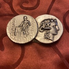 Vintage Alva Studios Museum Replica Roman Coins Goldtone Scarf Clip