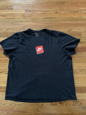 nike box logo tee
