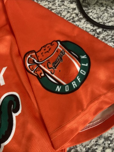 Camiseta deportiva Norfolk Tides cosida OT para hombre mediana usada en excelente estado exprimidores excelente - Imagen 4 de 11
