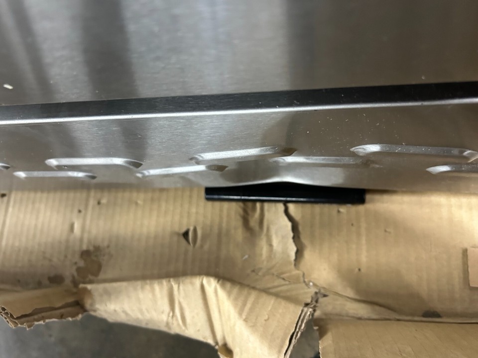 NXR Model NK3611 Gas Range, 36" wide, 5.5sqft Oven, Minor Cosmetic